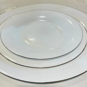 BRT020 Porcelain Flat Plate with Gold Rim
