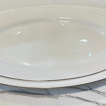BRT025 Porcelain Oval Plate with Gold Rim