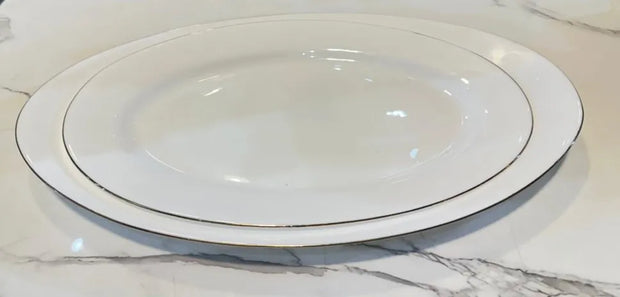 BRT025 Porcelain Oval Plate with Gold Rim