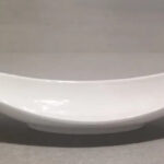 B693 14" Boat Shape Plate