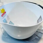BRT092 Mixing Bowl with Pour Spout
